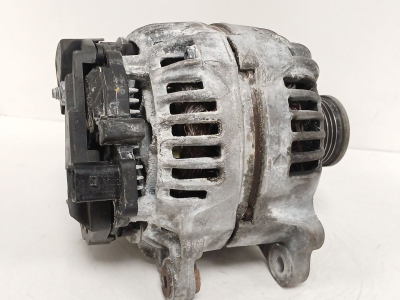 Recambio de alternador para audi a5 sportback (8ta) 2.0 tdi quattro referencia OEM IAM 03G903016F 0124525114 
