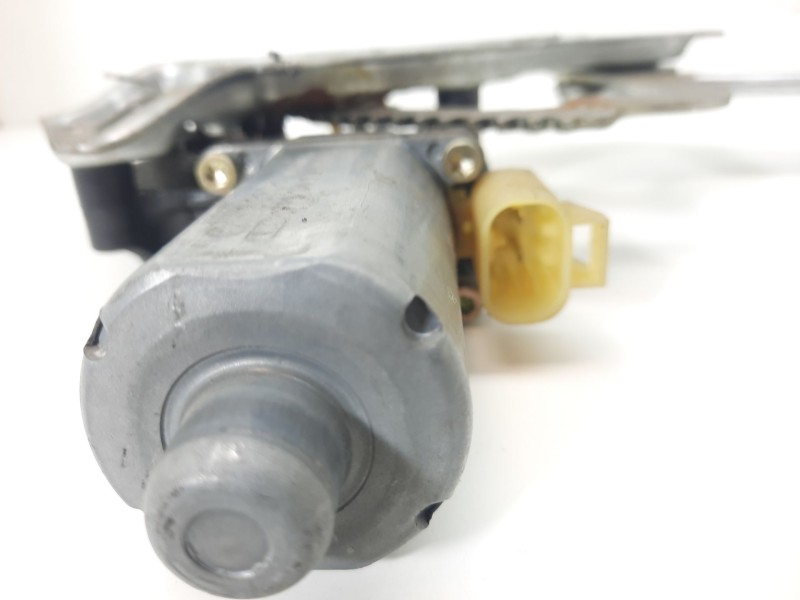 Recambio de elevalunas delantero derecho para mercedes-benz clase m (w163) 270 cdi (163.113) referencia OEM IAM 1637201246 99040