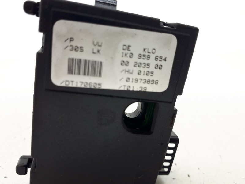 Recambio de modulo electronico para audi a3 (8p) 2.0 tdi ambiente referencia OEM IAM 1K0959654  