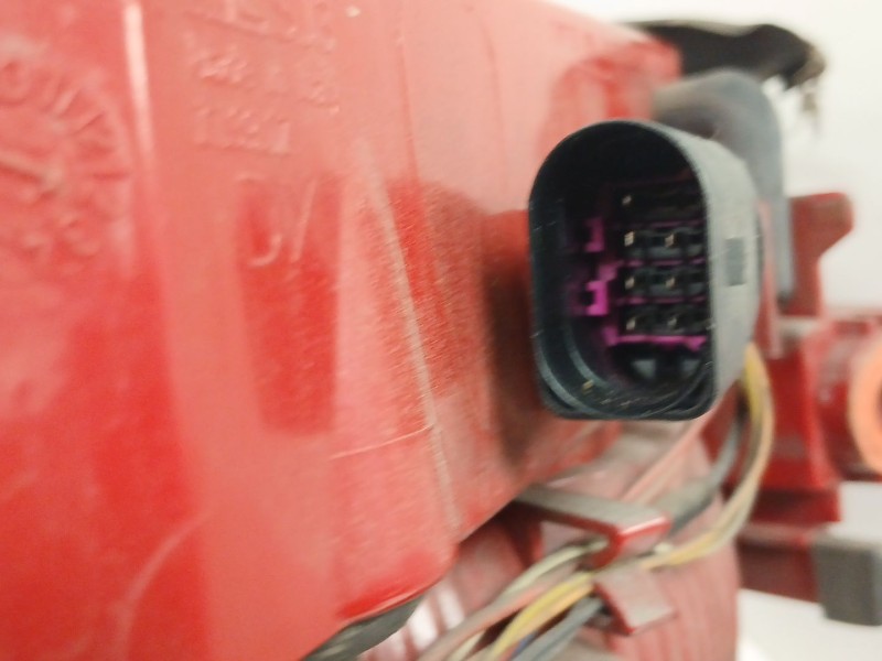 Recambio de piloto trasero derecho para audi a5 sportback (8ta) 2.0 tdi quattro referencia OEM IAM 8T8945096D AU483SB 