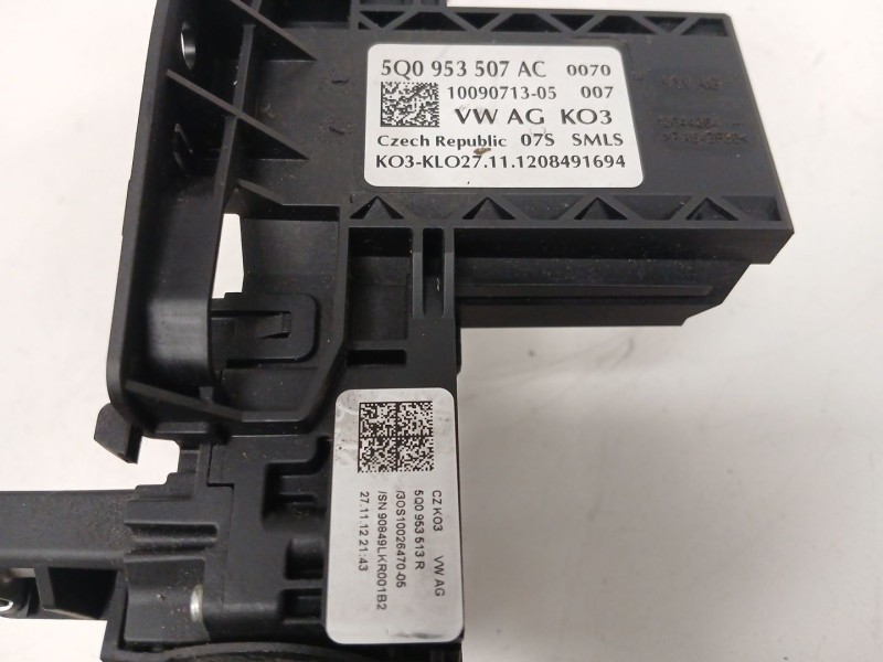 Recambio de mando limpia para seat leon (5f1) 1.6 tdi referencia OEM IAM 5Q0953507AC  