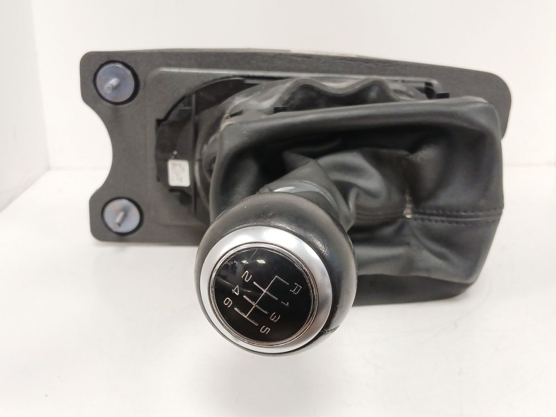 Recambio de palanca cambio para audi a5 sportback (8ta) 2.0 tdi quattro referencia OEM IAM 8K0711025P  