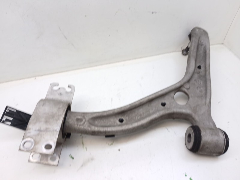 Recambio de brazo suspension superior delantero izquierdo para mercedes-benz clase a (w176) a 180 cdi (176.000) referencia OEM I