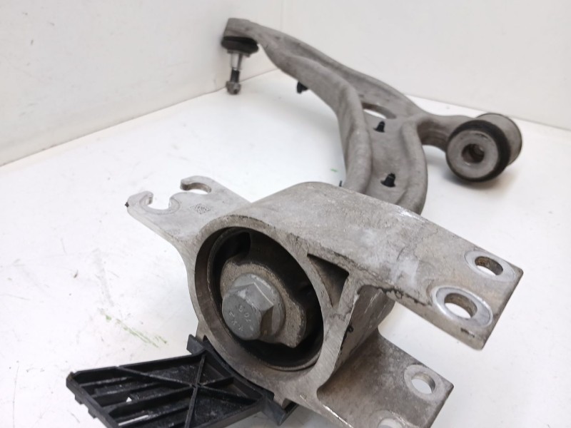 Recambio de brazo suspension superior delantero izquierdo para mercedes-benz clase a (w176) a 180 cdi (176.000) referencia OEM I