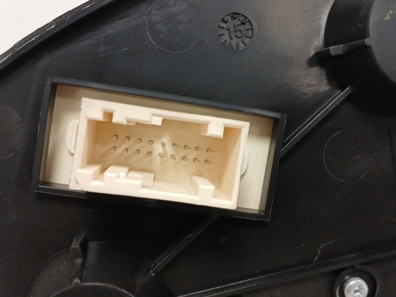 Recambio de cuadro instrumentos para peugeot partner tepee 1.6 hdi 90 referencia OEM IAM 9801640880  