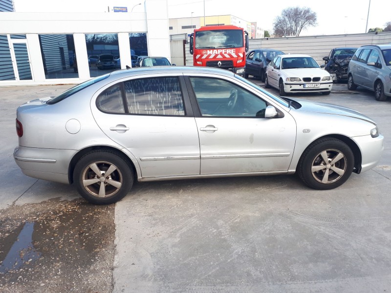 seat toledo ii (1m2) del año 2001