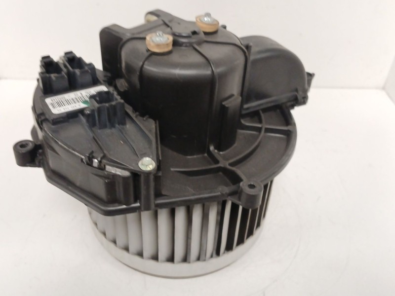 Recambio de motor calefaccion para peugeot partner tepee 1.6 hdi 90 referencia OEM IAM A43001400  