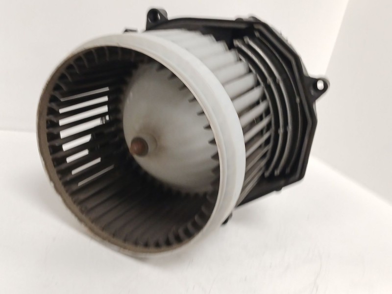 Recambio de motor calefaccion para peugeot partner tepee 1.6 hdi 90 referencia OEM IAM A43001400  