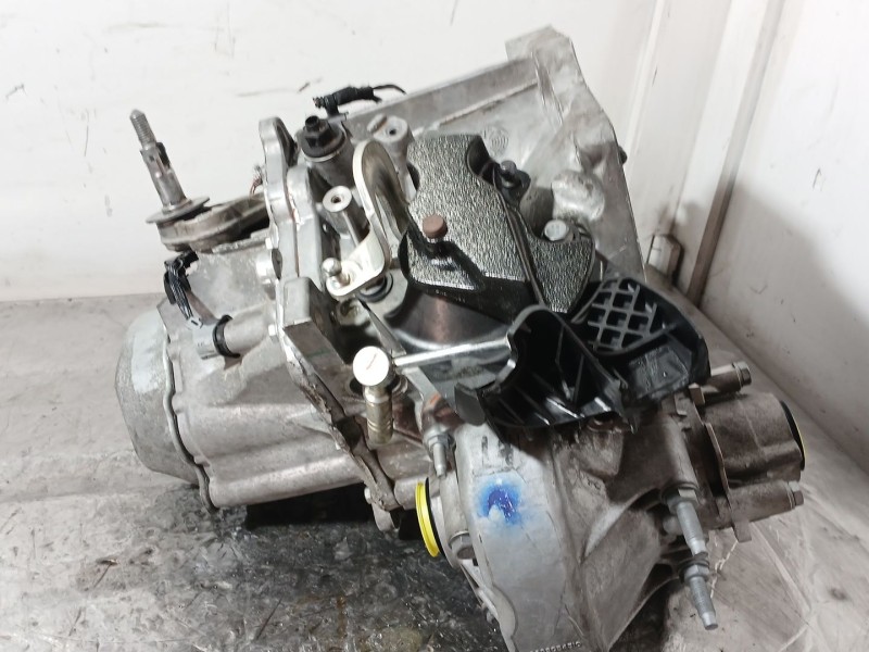 Recambio de caja cambios para peugeot partner tepee 1.6 hdi 90 referencia OEM IAM 20ET07 8162634B 