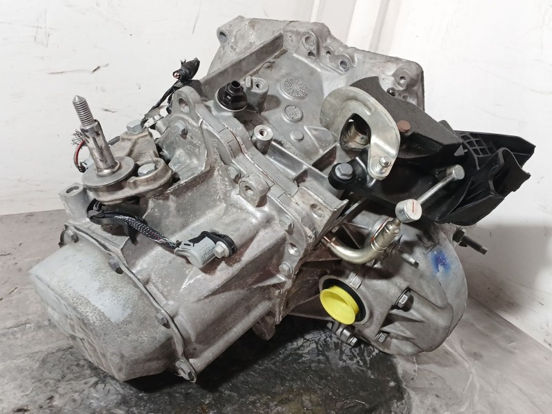 Recambio de caja cambios para peugeot partner tepee 1.6 hdi 90 referencia OEM IAM 20ET07 8162634B 