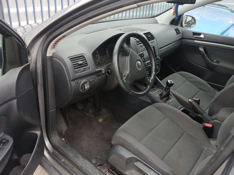 volkswagen golf v (1k1) del año 2005