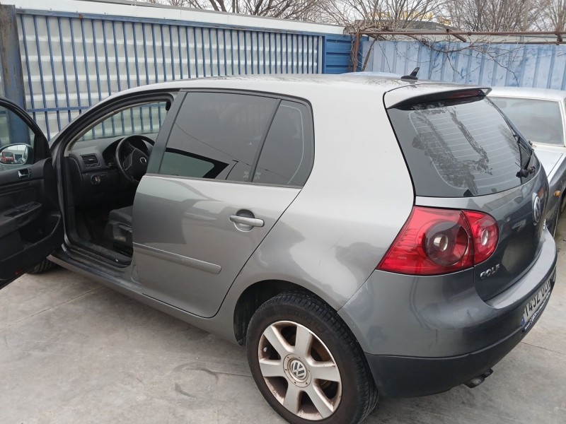 volkswagen golf v (1k1) del año 2005
