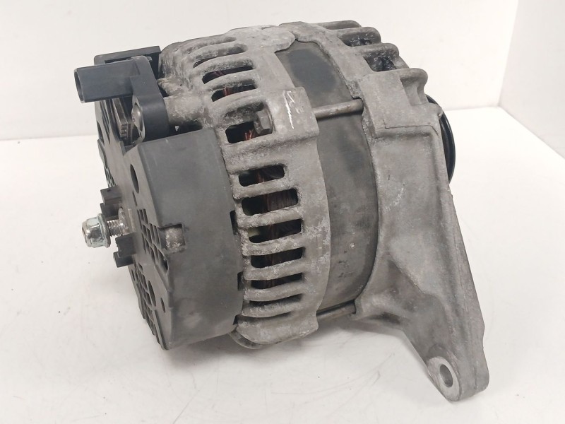 Recambio de alternador para mercedes-benz clase a (w176) a 180 cdi (176.000) referencia OEM IAM A0009063322 0125711028 