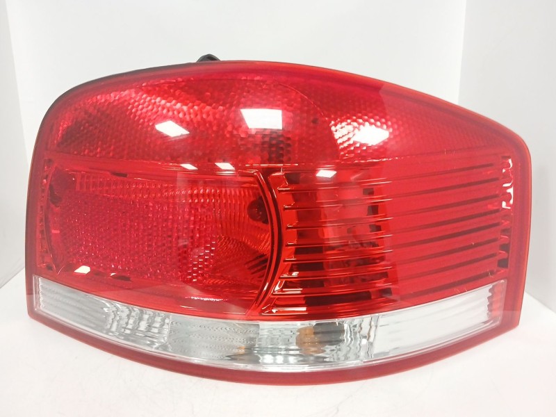 Recambio de piloto trasero derecho para audi a3 (8p1) 2.0 tdi 16v referencia OEM IAM   