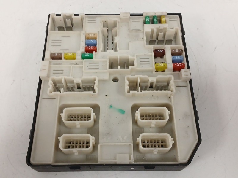 Recambio de caja reles / fusibles para renault laguna iii (bt0/1) 2.0 dci (bt07, bt0j, bt14, bt1a, bt1s) referencia OEM IAM USM2