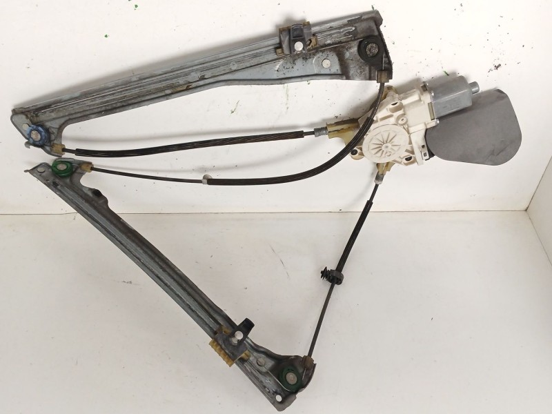 Recambio de elevalunas delantero izquierdo para renault laguna iii (bt0/1) 2.0 dci (bt07, bt0j, bt14, bt1a, bt1s) referencia OEM