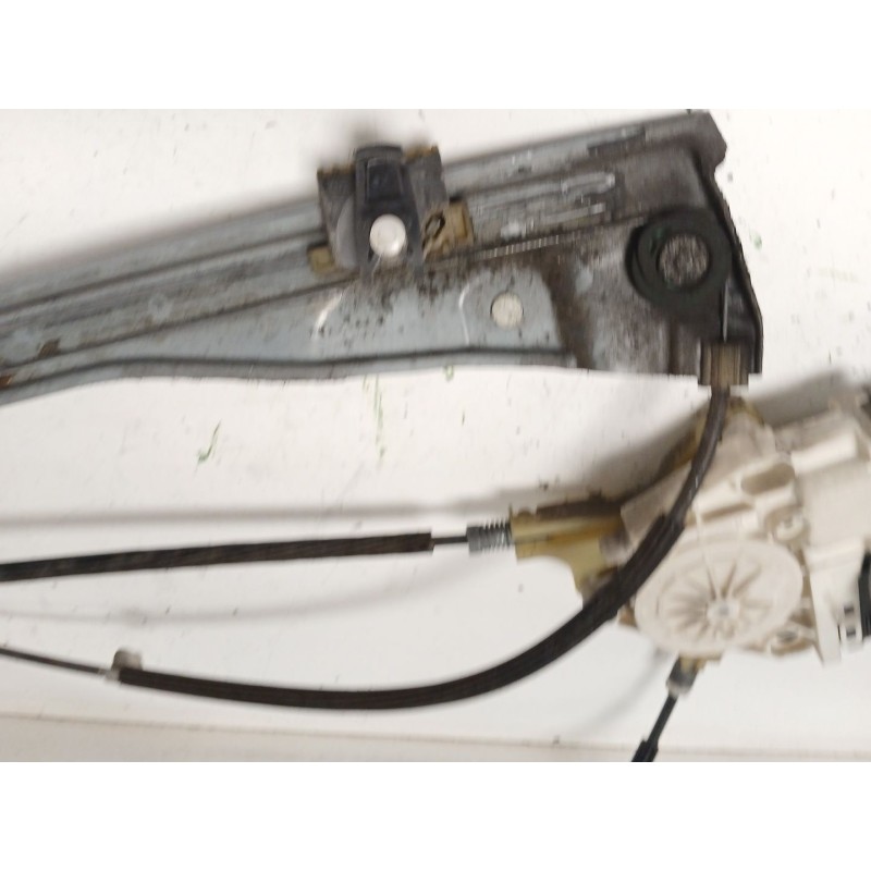 Recambio de elevalunas delantero izquierdo para renault laguna iii (bt0/1) 2.0 dci (bt07, bt0j, bt14, bt1a, bt1s) referencia OEM