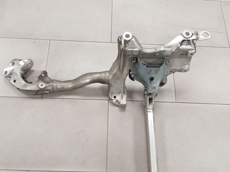 Recambio de puente delantero para audi a5 sportback (8ta) 2.0 tdi quattro referencia OEM IAM   