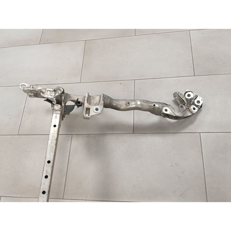Recambio de puente delantero para audi a5 sportback (8ta) 2.0 tdi quattro referencia OEM IAM   