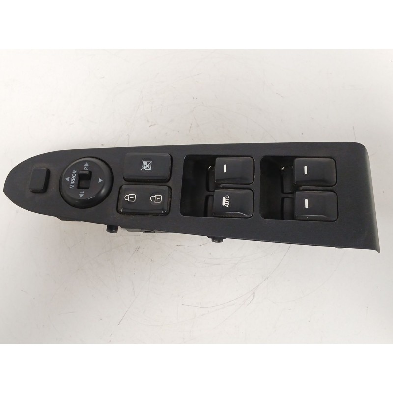 Recambio de mando elevalunas delantero izquierdo para kia sportage iii (sl) 1.7 crdi referencia OEM IAM 935703W400WK  