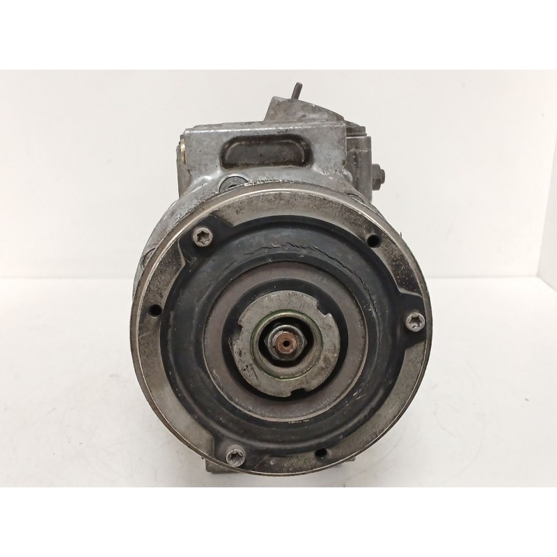 Recambio de compresor aire acondicionado para volkswagen golf v (1k1) 2.0 tdi 16v referencia OEM IAM 1K0820803Q 8676F 