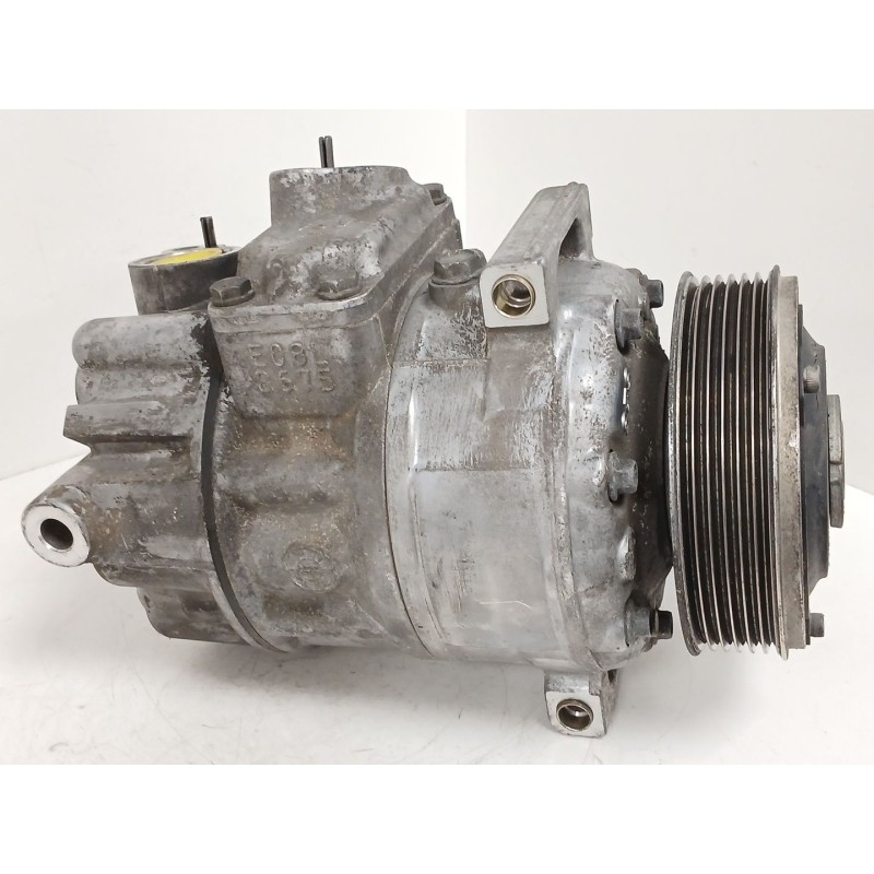 Recambio de compresor aire acondicionado para volkswagen golf v (1k1) 2.0 tdi 16v referencia OEM IAM 1K0820803Q 8676F 