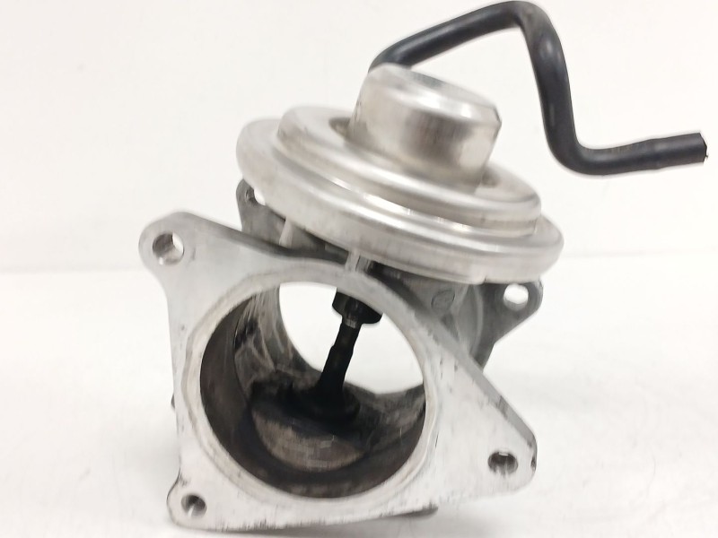 Recambio de caja mariposa para volkswagen golf v (1k1) 2.0 tdi 16v referencia OEM IAM 038129637D  