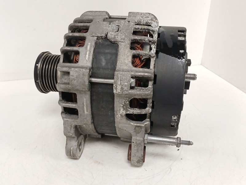Recambio de alternador para volkswagen cc b7 (358) 2.0 tdi referencia OEM IAM 03L903023M  