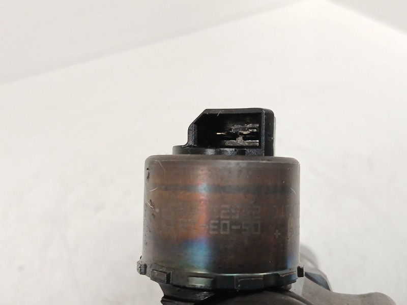 Recambio de inyector para volkswagen golf v (1k1) 2.0 tdi 16v referencia OEM IAM   