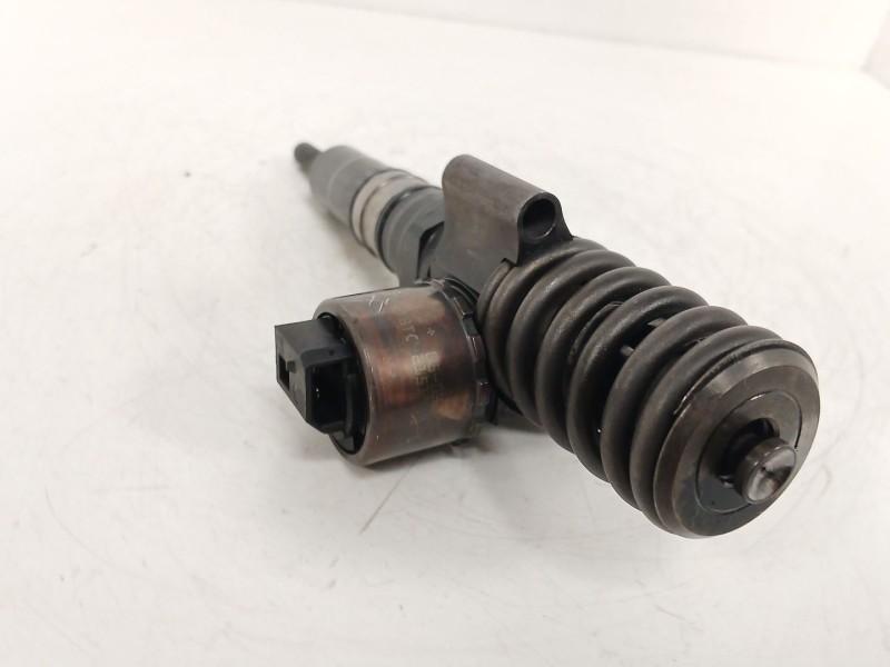 Recambio de inyector para volkswagen golf v (1k1) 2.0 tdi 16v referencia OEM IAM 03G130073G  