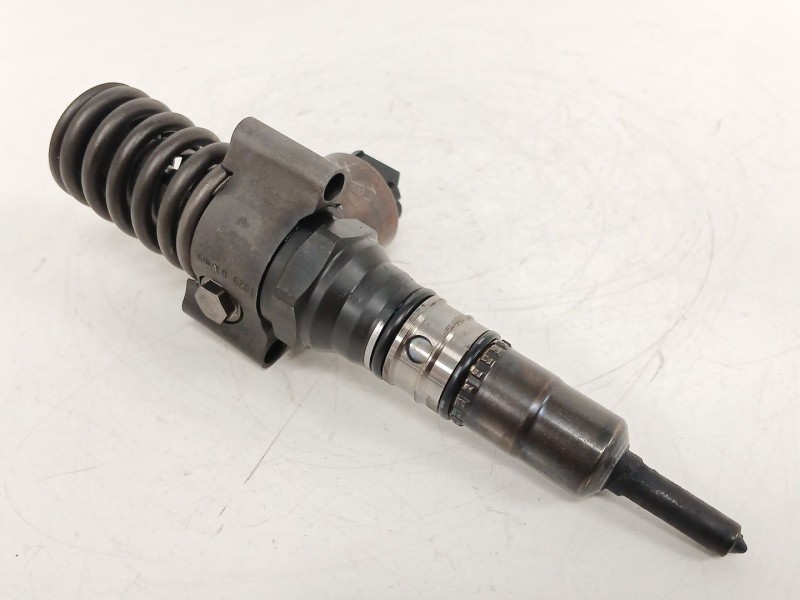 Recambio de inyector para volkswagen golf v (1k1) 2.0 tdi 16v referencia OEM IAM 03G130073G  
