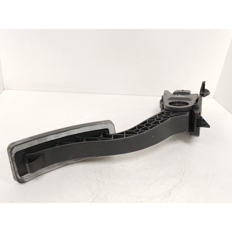 Recambio de pedal acelerador para mercedes-benz clase a (w176) a 180 cdi (176.000) referencia OEM IAM A2463001604Q5  