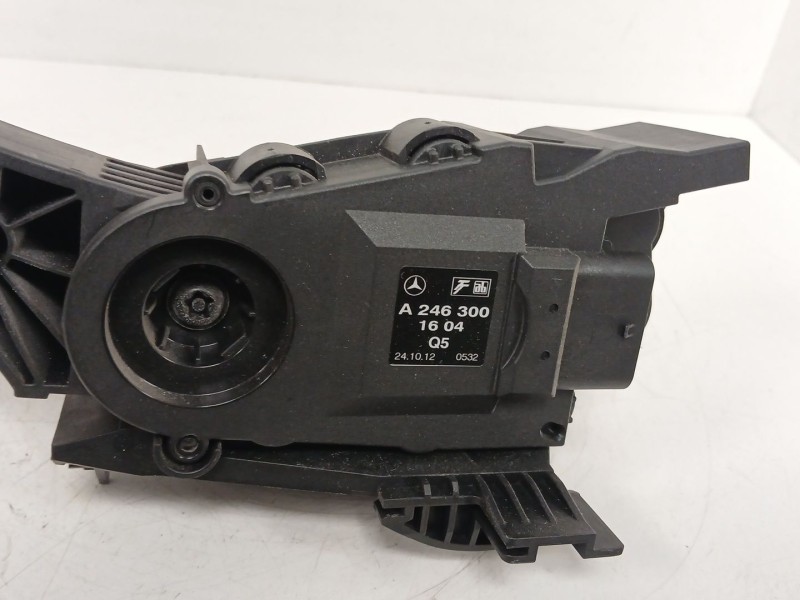 Recambio de pedal acelerador para mercedes-benz clase a (w176) a 180 cdi (176.000) referencia OEM IAM A2463001604Q5  