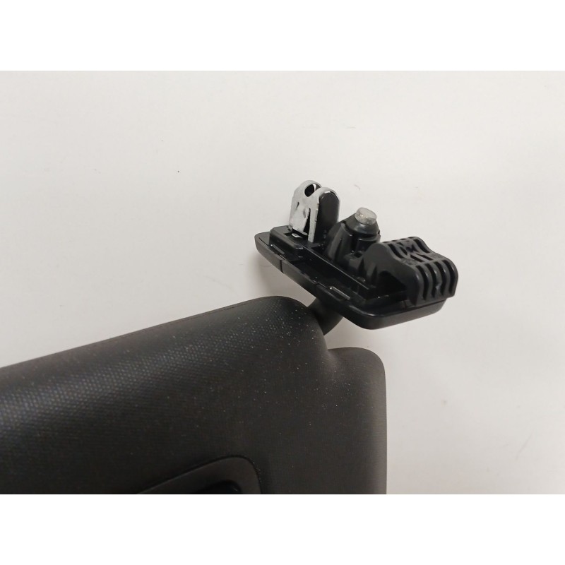 Recambio de parasol derecho para mercedes-benz clase a (w176) a 180 cdi (176.000) referencia OEM IAM A1768100210  