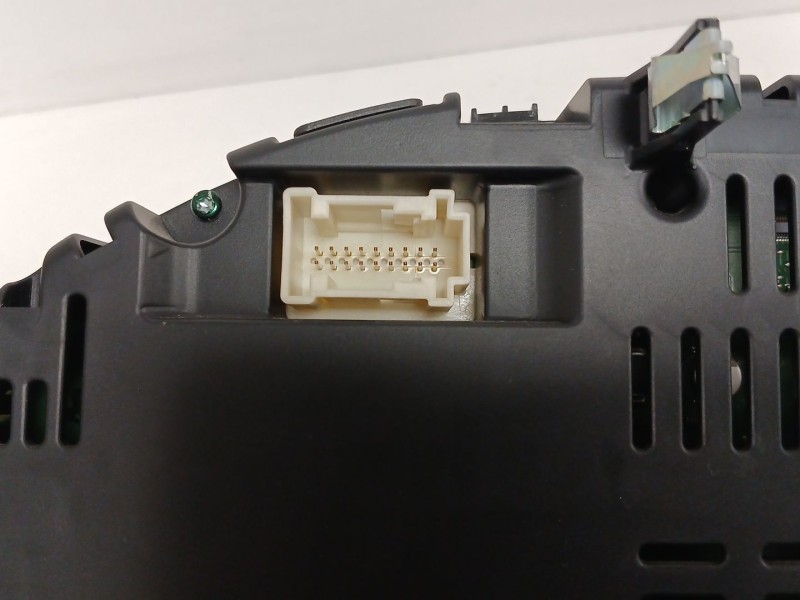 Recambio de cuadro instrumentos para mercedes-benz clase a (w176) a 180 cdi (176.000) referencia OEM IAM   