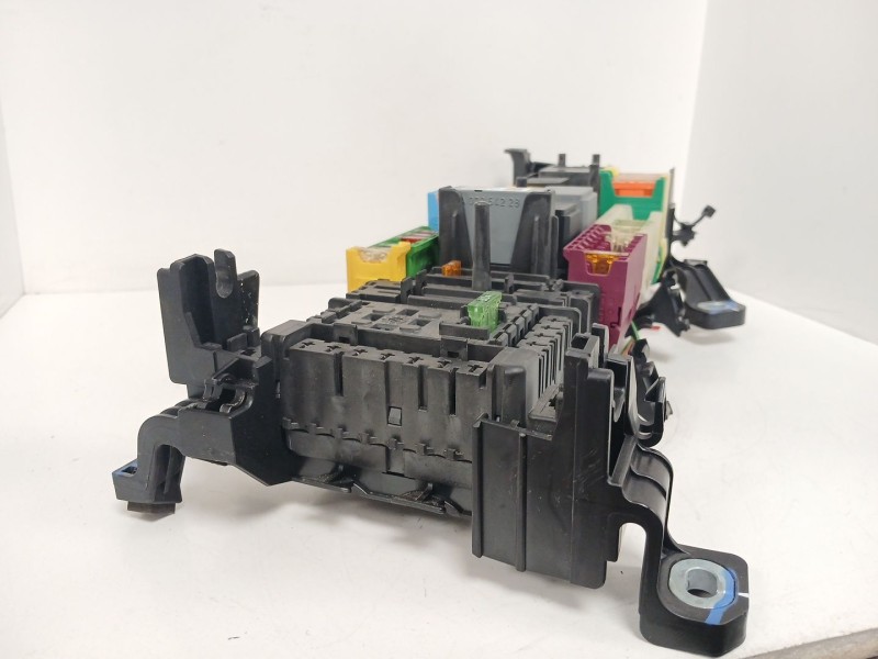 Recambio de caja reles / fusibles para mercedes-benz clase a (w176) a 180 cdi (176.000) referencia OEM IAM A2469066600  