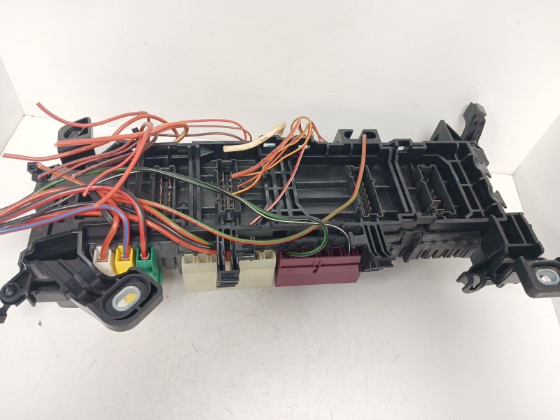 Recambio de caja reles / fusibles para mercedes-benz clase a (w176) a 180 cdi (176.000) referencia OEM IAM A2469066600  