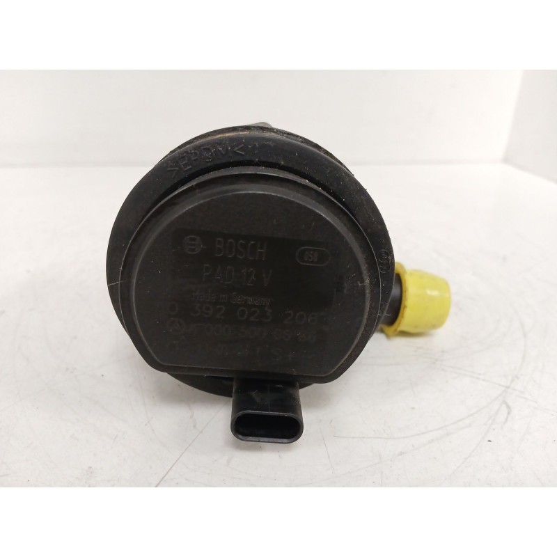 Recambio de bomba agua para mercedes-benz clase a (w176) a 180 cdi (176.000) referencia OEM IAM A0005000686 0392023206 