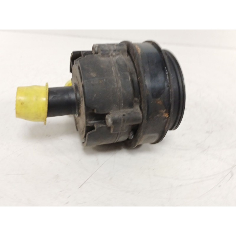 Recambio de bomba agua para mercedes-benz clase a (w176) a 180 cdi (176.000) referencia OEM IAM A0005000686 0392023206 