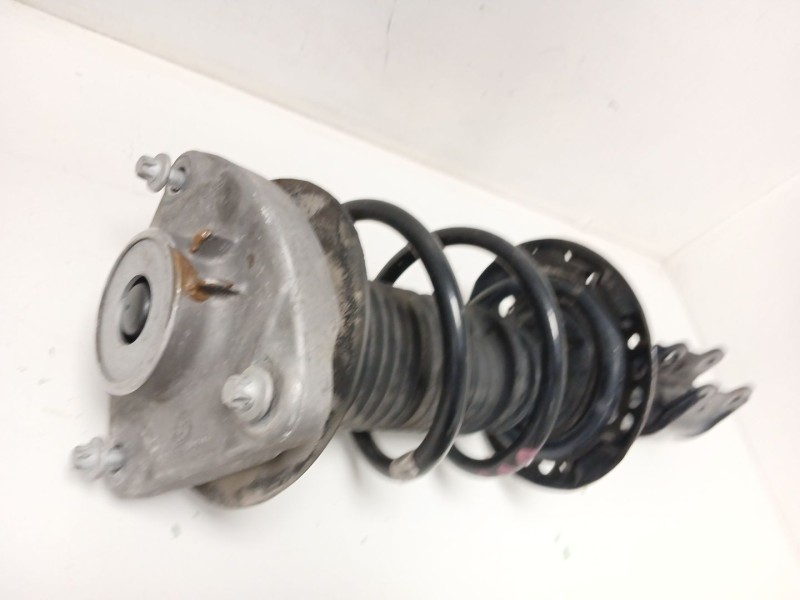 Recambio de amortiguador delantero derecho para mercedes-benz clase a (w176) a 180 cdi (176.000) referencia OEM IAM A1763209013 