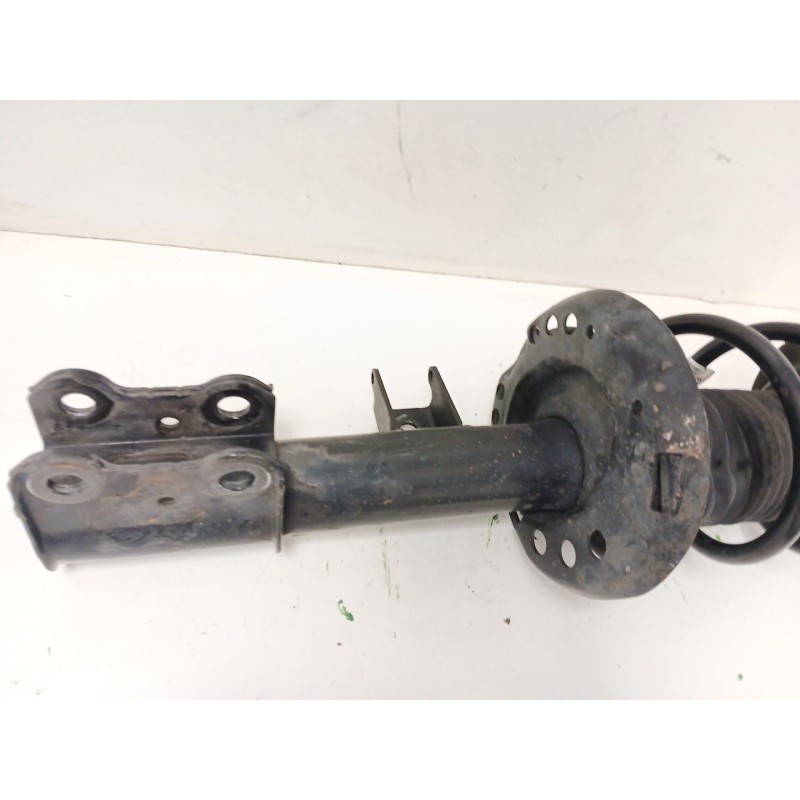 Recambio de amortiguador delantero izquierdo para mercedes-benz clase a (w176) a 180 cdi (176.000) referencia OEM IAM A176320891