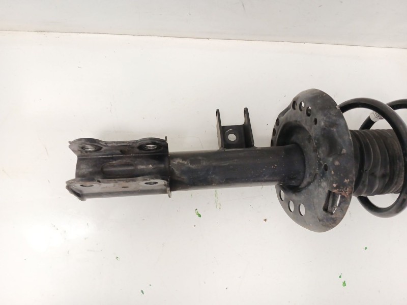 Recambio de amortiguador delantero izquierdo para mercedes-benz clase a (w176) a 180 cdi (176.000) referencia OEM IAM A176320891