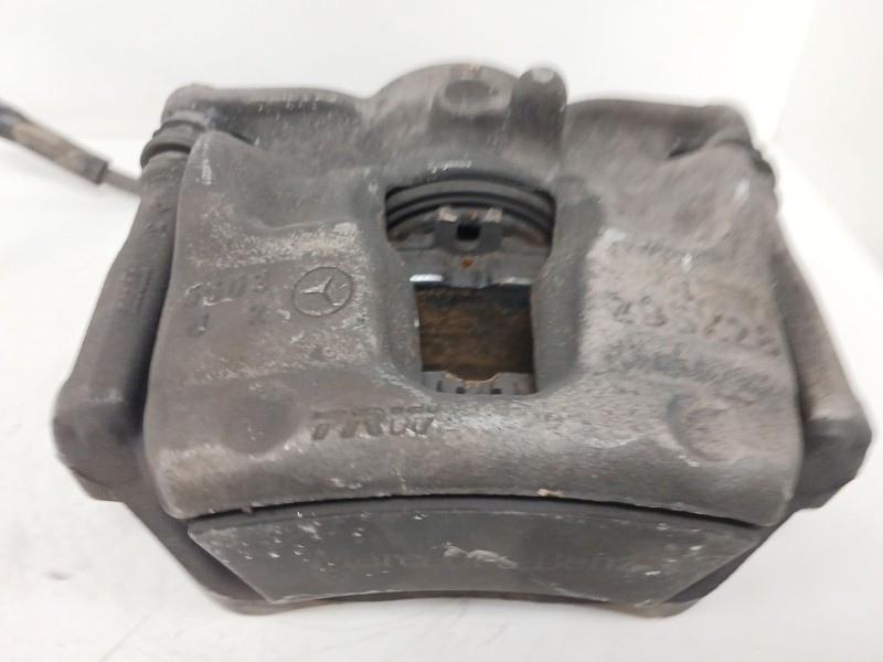 Recambio de pinza freno delantera izquierda para mercedes-benz clase a (w176) a 180 cdi (176.000) referencia OEM IAM A24639  