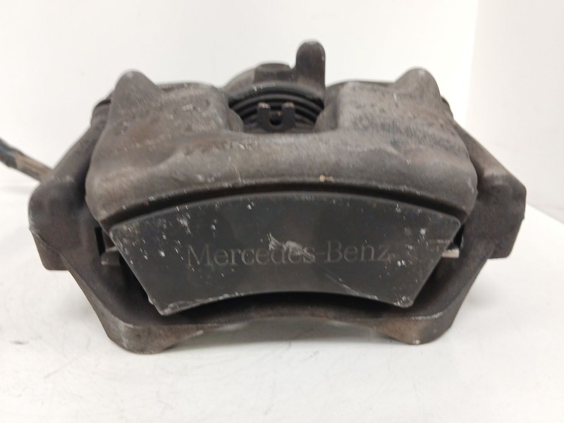 Recambio de pinza freno delantera izquierda para mercedes-benz clase a (w176) a 180 cdi (176.000) referencia OEM IAM A24639  