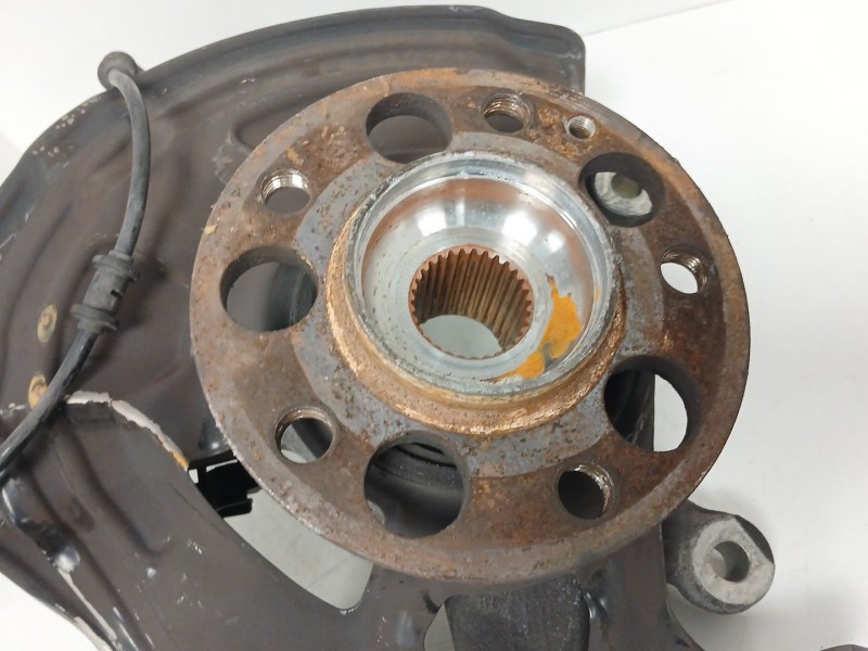 Recambio de mangueta delantera derecha para mercedes-benz clase a (w176) a 180 cdi (176.000) referencia OEM IAM   