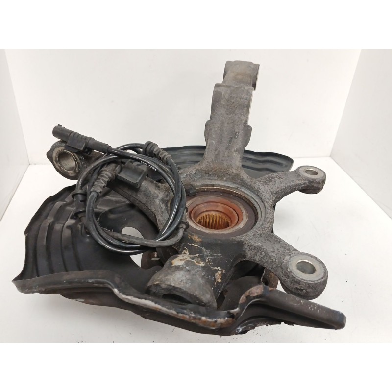 Recambio de mangueta delantera izquierda para mercedes-benz clase a (w176) a 180 cdi (176.000) referencia OEM IAM   