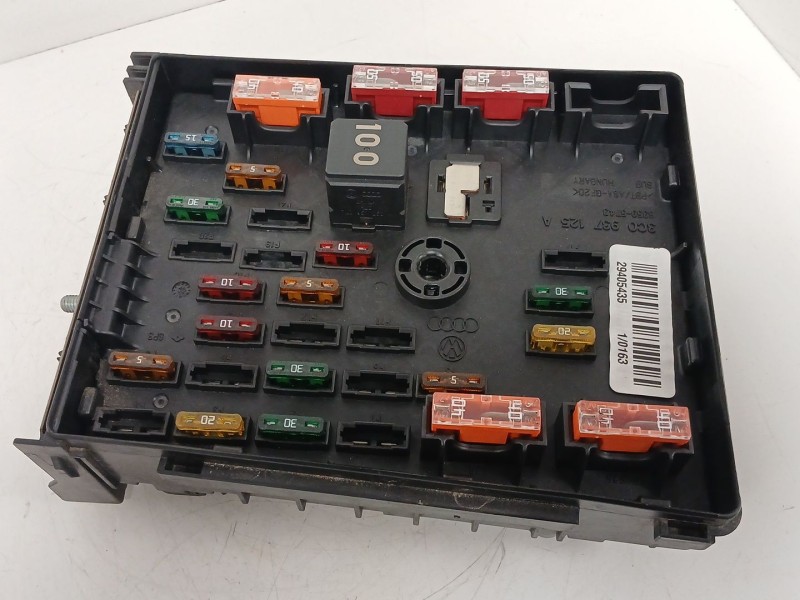 Recambio de caja reles / fusibles para volkswagen cc b7 (358) 2.0 tdi referencia OEM IAM 3C0937125A  