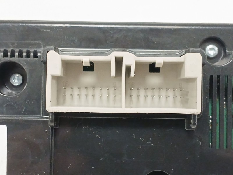 Recambio de mando climatizador para volkswagen cc b7 (358) 2.0 tdi referencia OEM IAM 1K8907044AB  