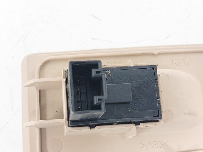 Recambio de mando elevalunas trasero izquierdo para volkswagen cc b7 (358) 2.0 tdi referencia OEM IAM 3C8867375A  