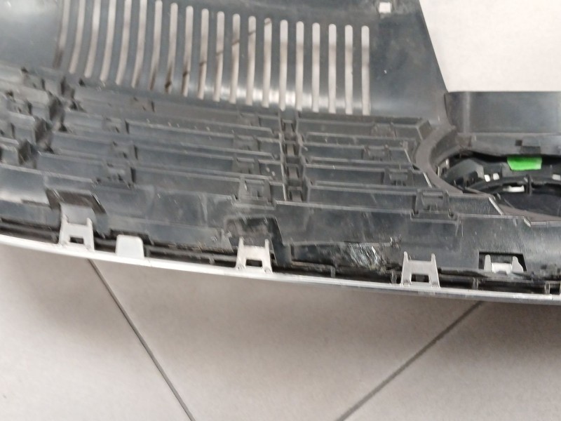 Recambio de rejilla delantera para volkswagen cc b7 (358) 2.0 tdi referencia OEM IAM   